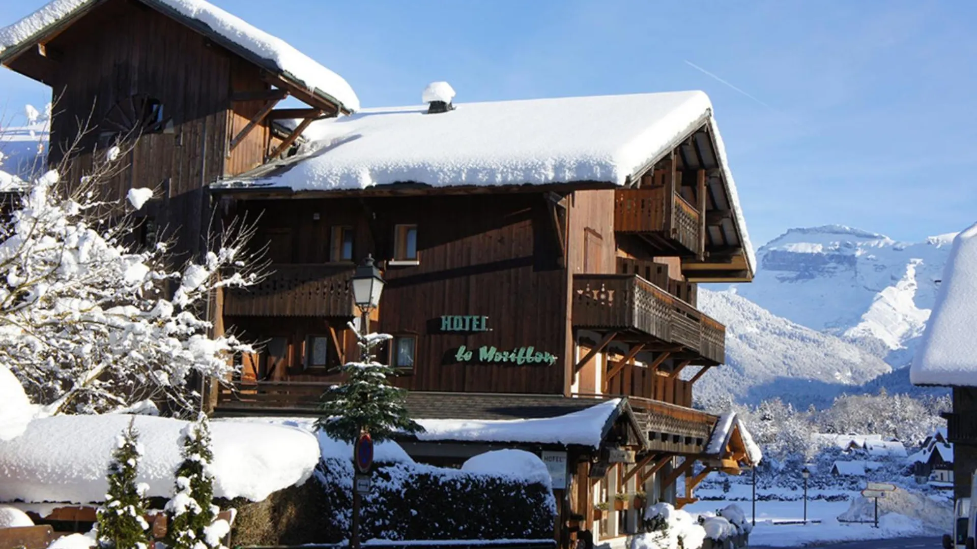 Le Morillon - Piscine Et Spa