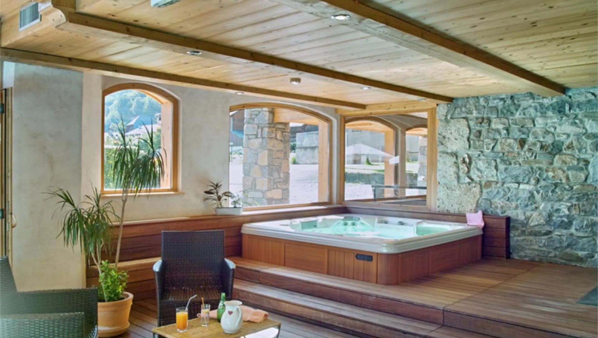 Le Morillon - Piscine Et Spa France